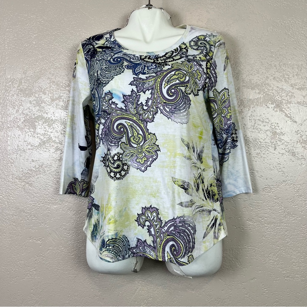 5 for $30 Zenergy By Chicos Women 1/M Beige Paisley Print Scoop Neck Tee Stretch